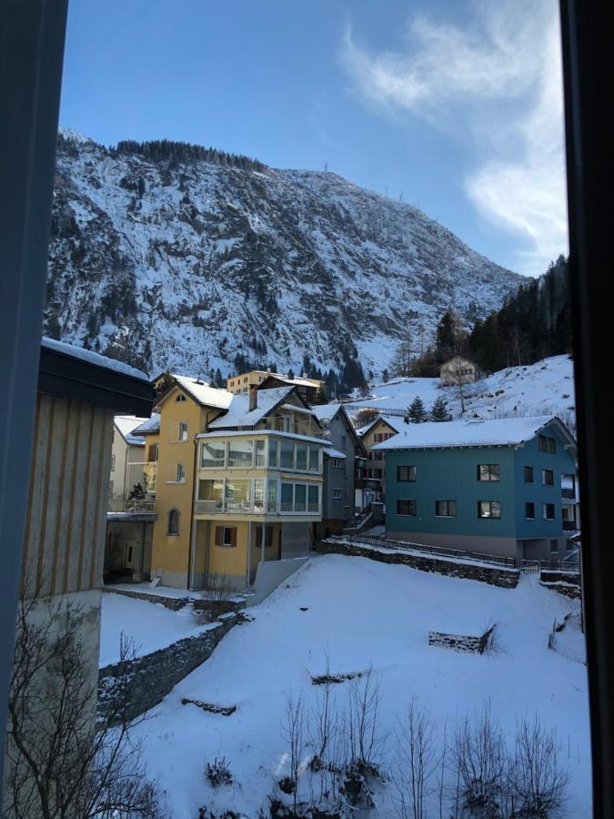 Alpine Haus Apartment Goschenen Exterior photo
